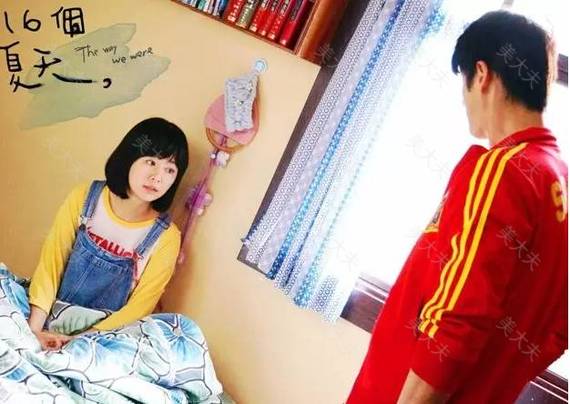 编辑区添加图片模板,点击图片区域可以更换图片。