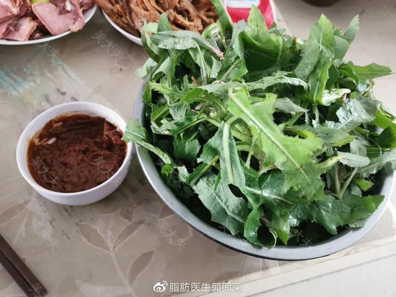 一个迟到的母亲节